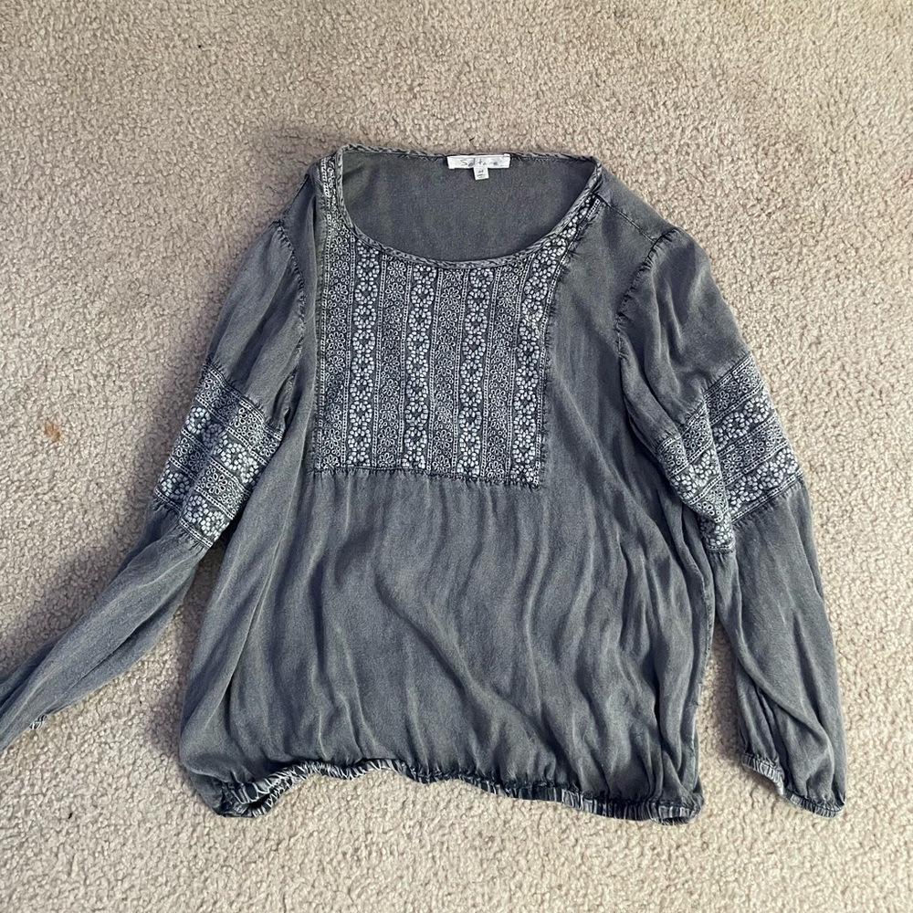 Grey, Top, Comfy, MD